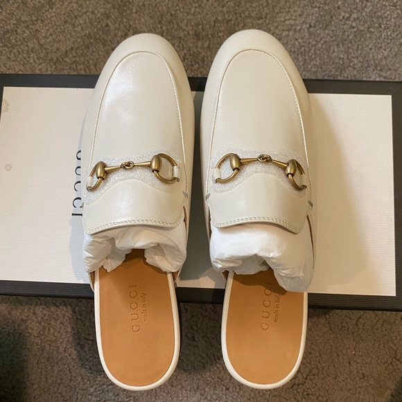 Gucci Shoes - NIB Gucci Princetown Slippers